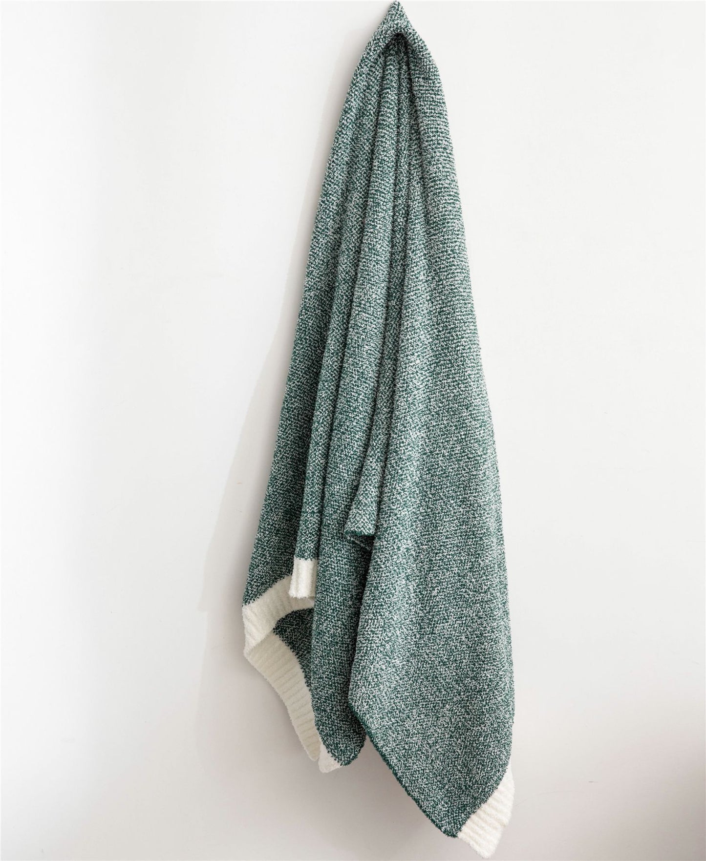 Plaid Cocooning en Maille Douce – 130x160 cm